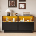 Sideboard mit Glastueren und LED Beleuchtung