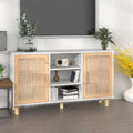2 Tueren und Flechtoptik an dem Sideboard