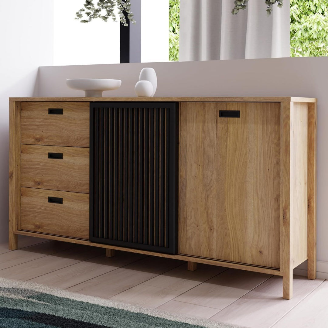 Sideboard verbindet 3 Schubladen und Schubladen