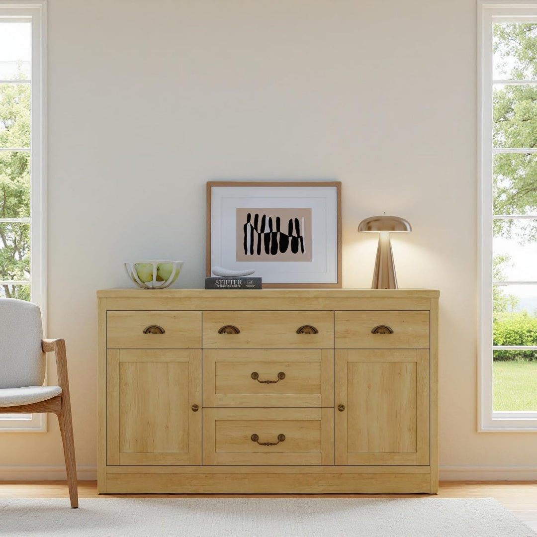 Sideboard aus Massivholz zeigt 2 Tueren