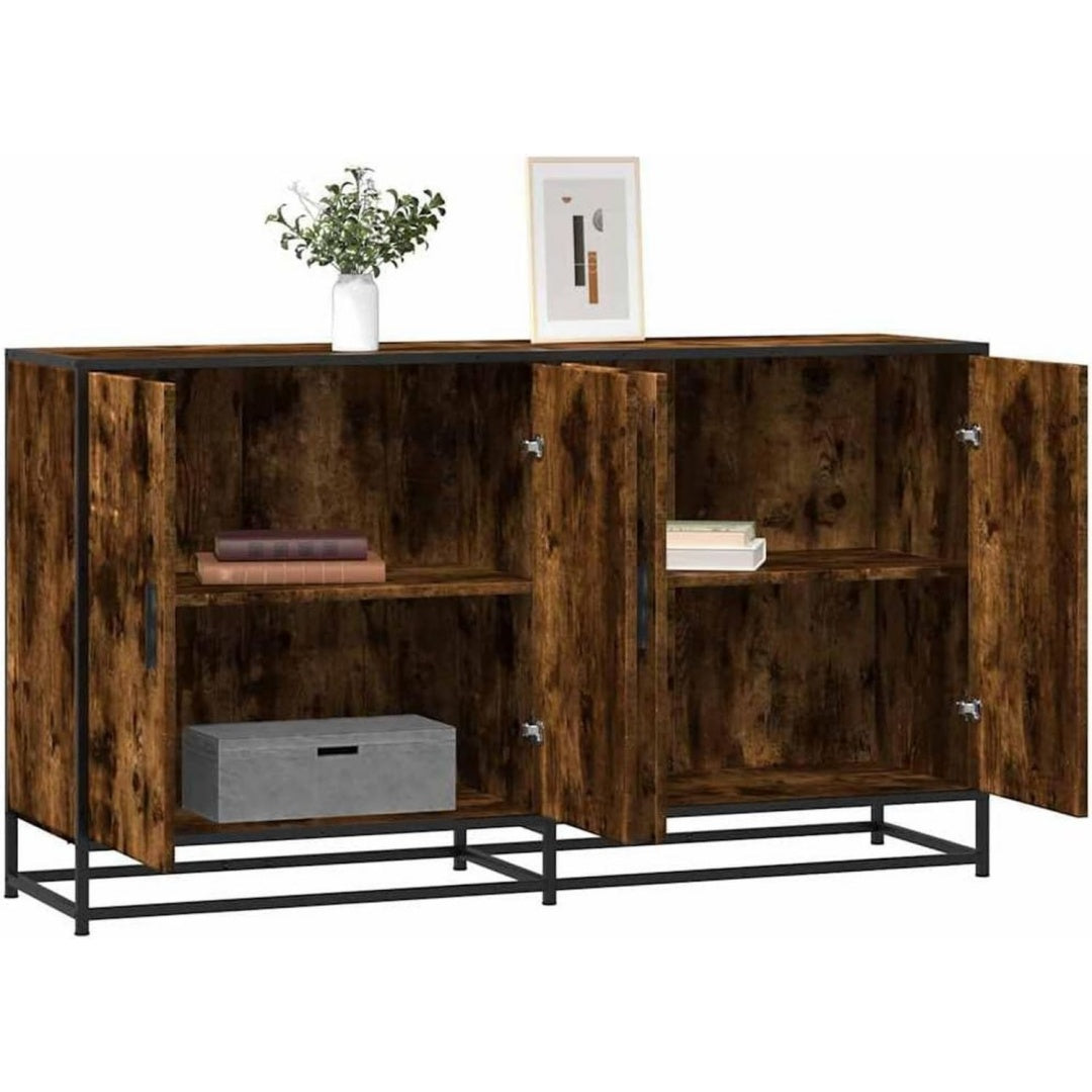 Geschlossener Stauraum praegt das Sideboard in Naturbraun und Schwarz