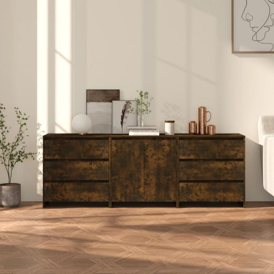 Schubladen und geschlossenen Stauraum an dem Sideboard aus Holzwerkstoff