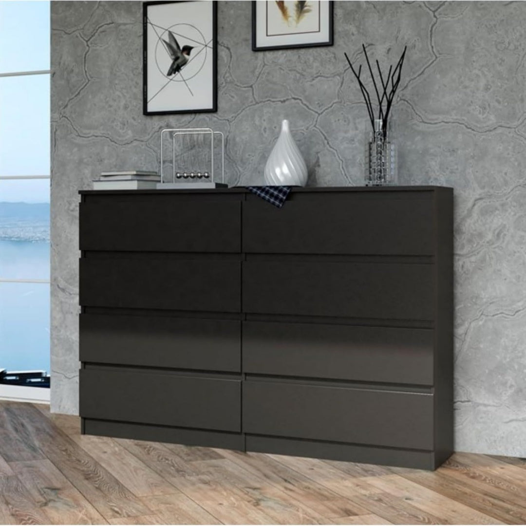 Schubladen an dem Hochschrank mit 140 cm